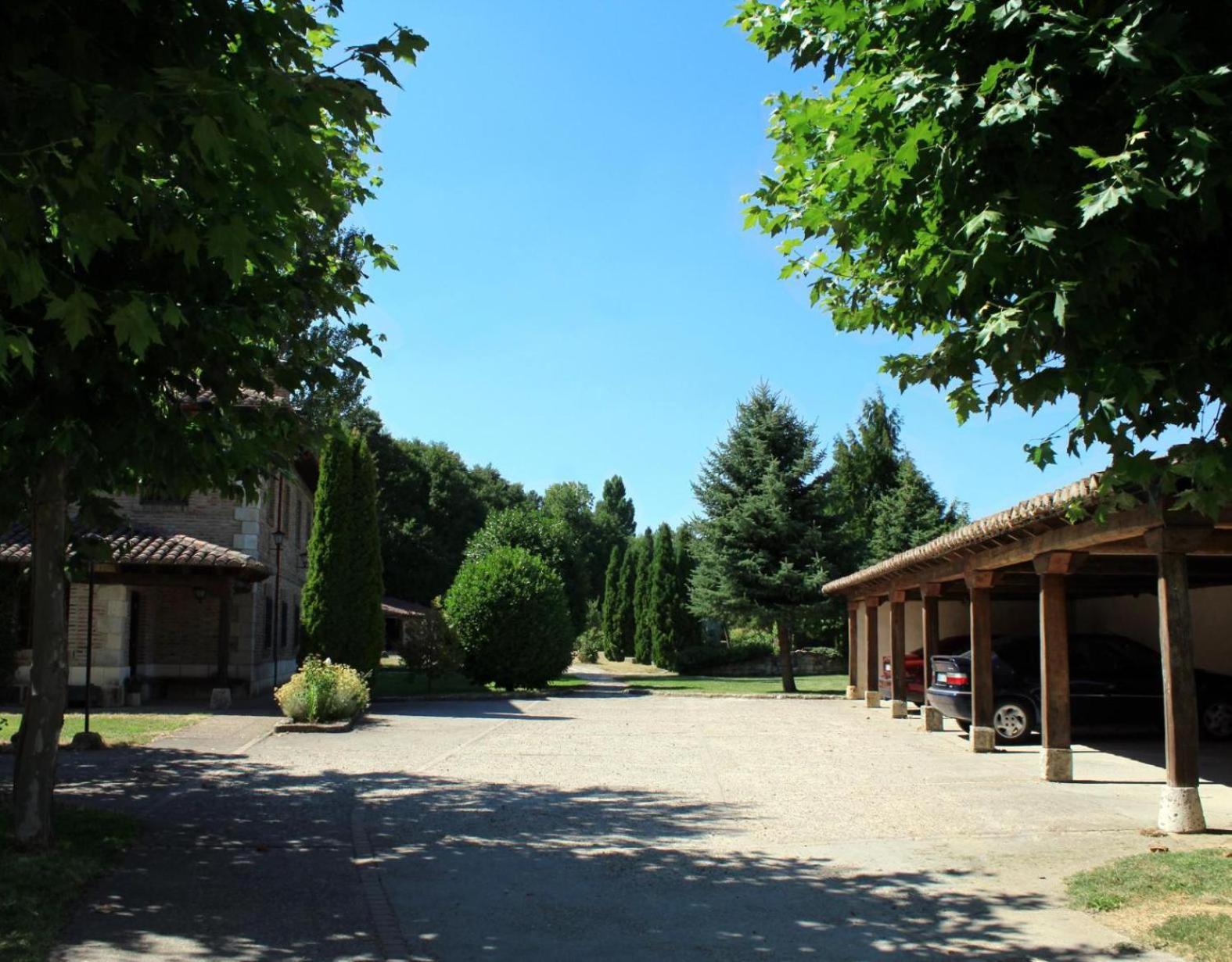 Saldaña Molino El Sotilloヴィラ エクステリア 写真