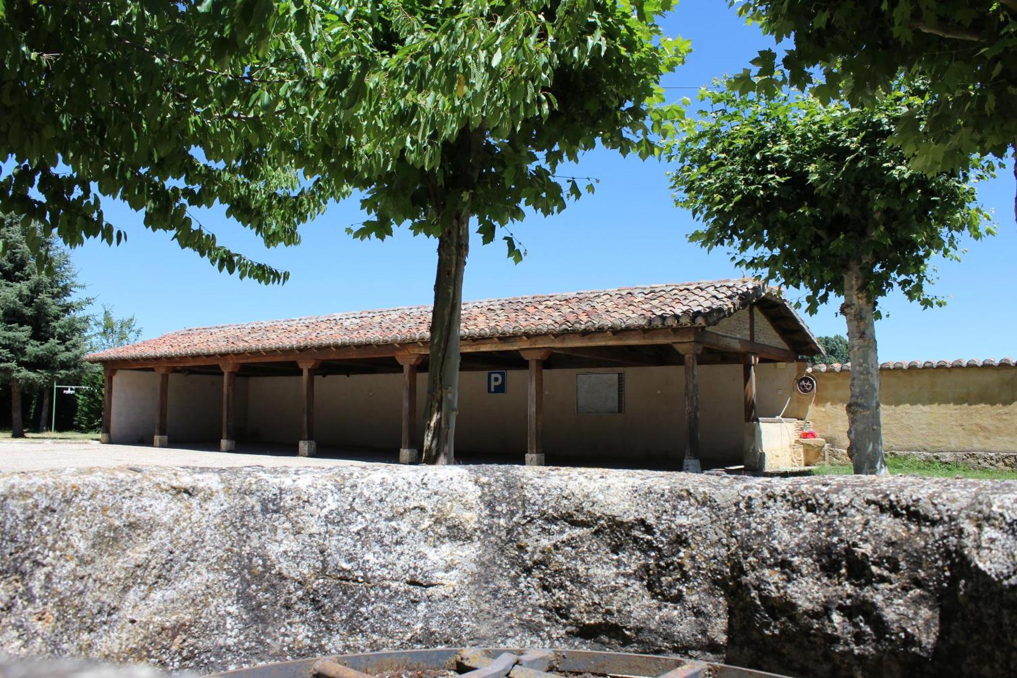 Saldaña Molino El Sotilloヴィラ エクステリア 写真
